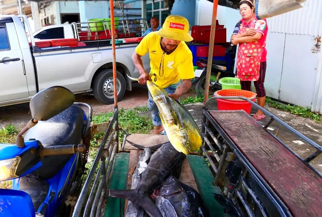 baan nam khem poissons