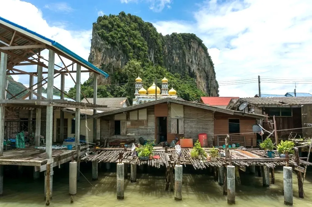 KOH PANYEE EN BAIE DE PHANG NGA THAILANDE