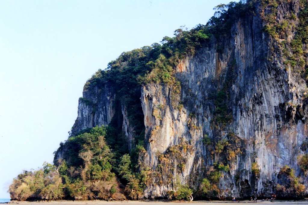 Tonsai east beach Railay