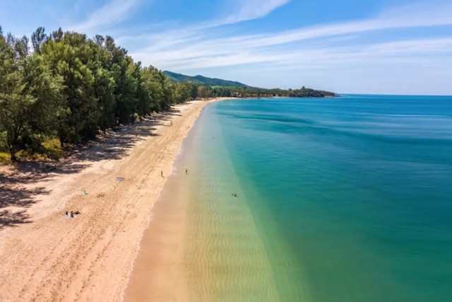 LONG BEACH KOH LANTA THAILANDE