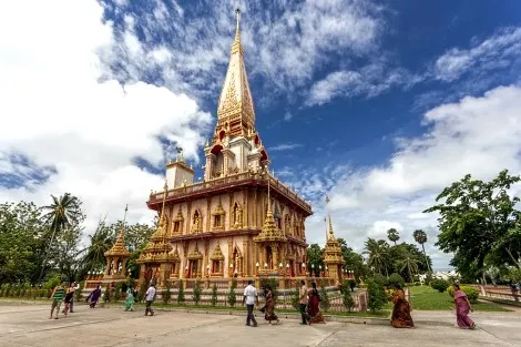 EXCURSION AU WAT CHALONG A PHUKET